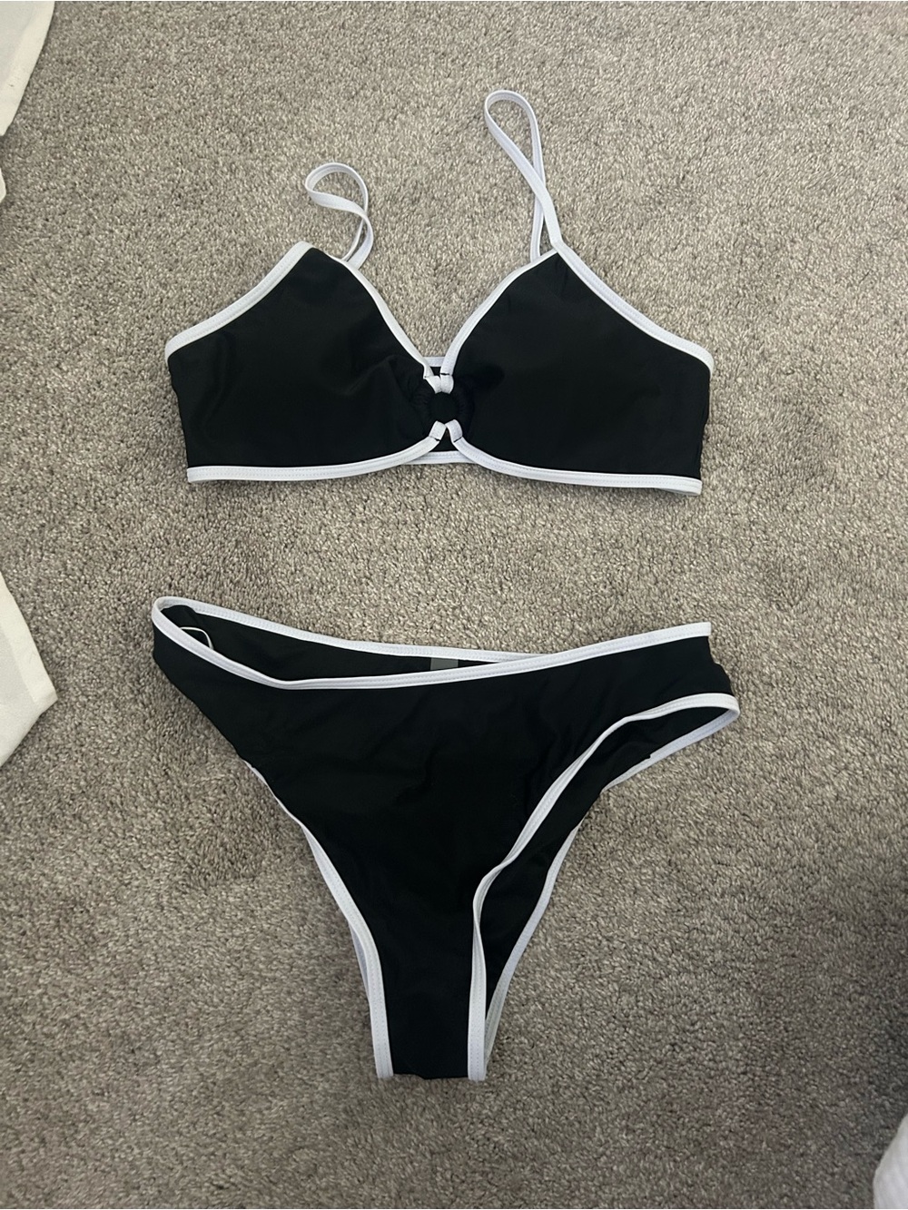 Amazon swim size L
